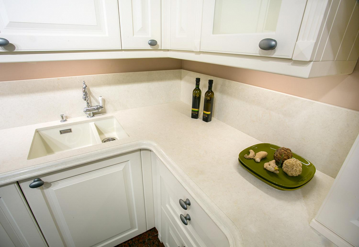 Купить Бежевые столешницы из искусственного камня от производителя